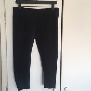 Fabletics crop leggings